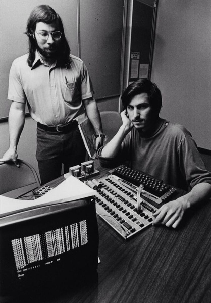 Steve Wozniak and Steve Jobs.jpg