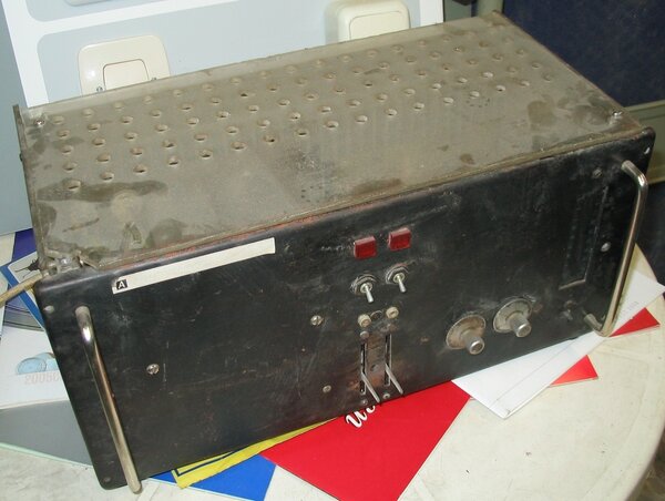 Усилвател ''Враг на тишината със сила 2x50W'' - 1.jpg