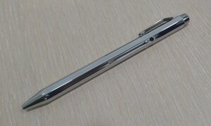 KIKKERLAND Автоматична химикалка с три цвята и молив - 2.jpg