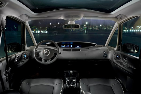 renault-espace-11.jpg