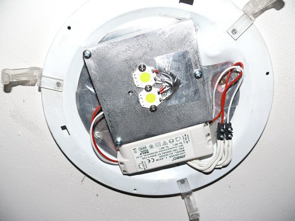 LED1.JPG