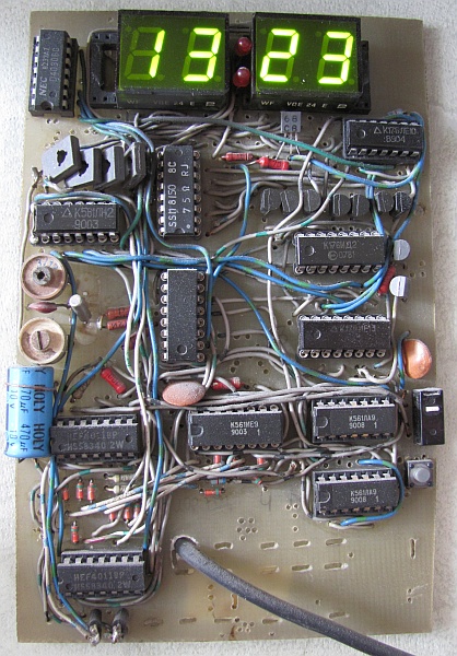 CMOS clock.jpg